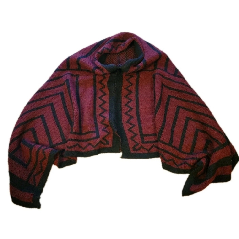 Sister's Fashion Women's Geometric Knit Poncho Burgundy & Black Made In Italy